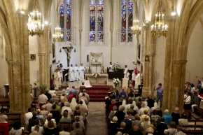 VIDEO ÉCOLE DE LA FOI : LA SAINTE EUCHARISTIE