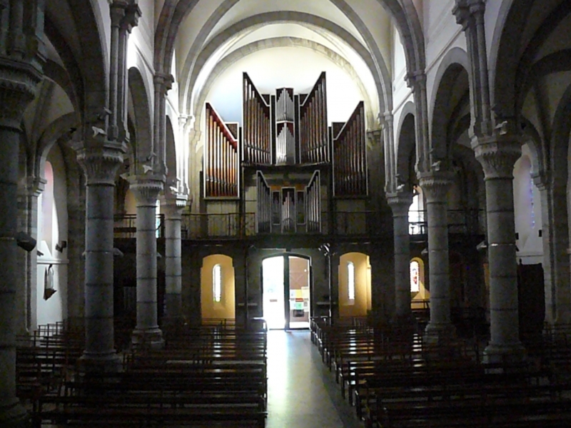 Église<br /><span class="gloock"> Saint-Charles</span>