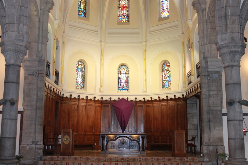 Église<br /><span class="gloock"> Saint-Charles</span>