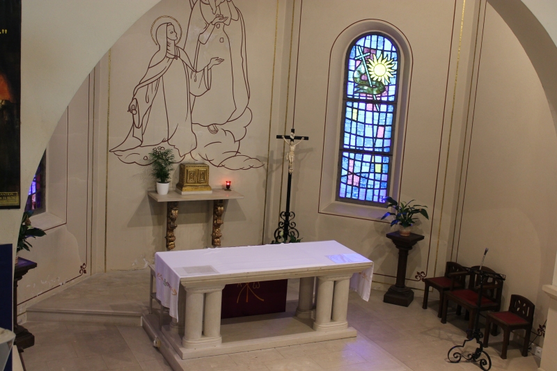 Église<br /><span class="gloock"> Sainte-Thérèse</span>