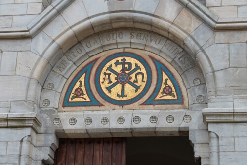 Église<br /><span class="gloock"> Saint-Charles</span>