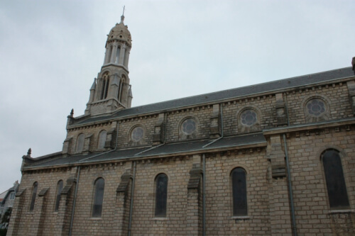 Église<br /><span class="gloock"> Saint-Charles</span>