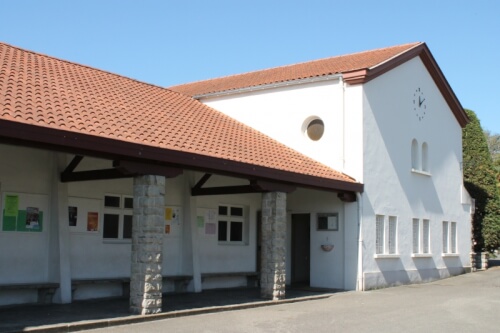 Église<br /><span class="gloock"> Sainte-Thérèse</span>