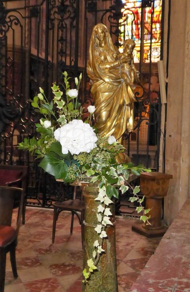 Fleurir les églises